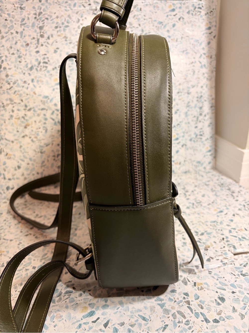 Coach Jordyn Backpack Banana Leaf Print Green Ivory Tropical - Picture 5 of 7